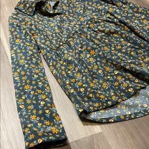 Umgee Corduroy Floral Green Women's Top - large